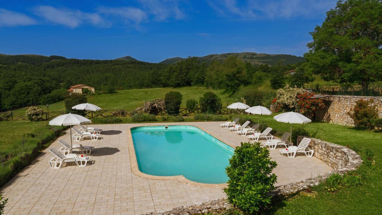 Castello Di Pupaggi Villa Sellano Exterior photo