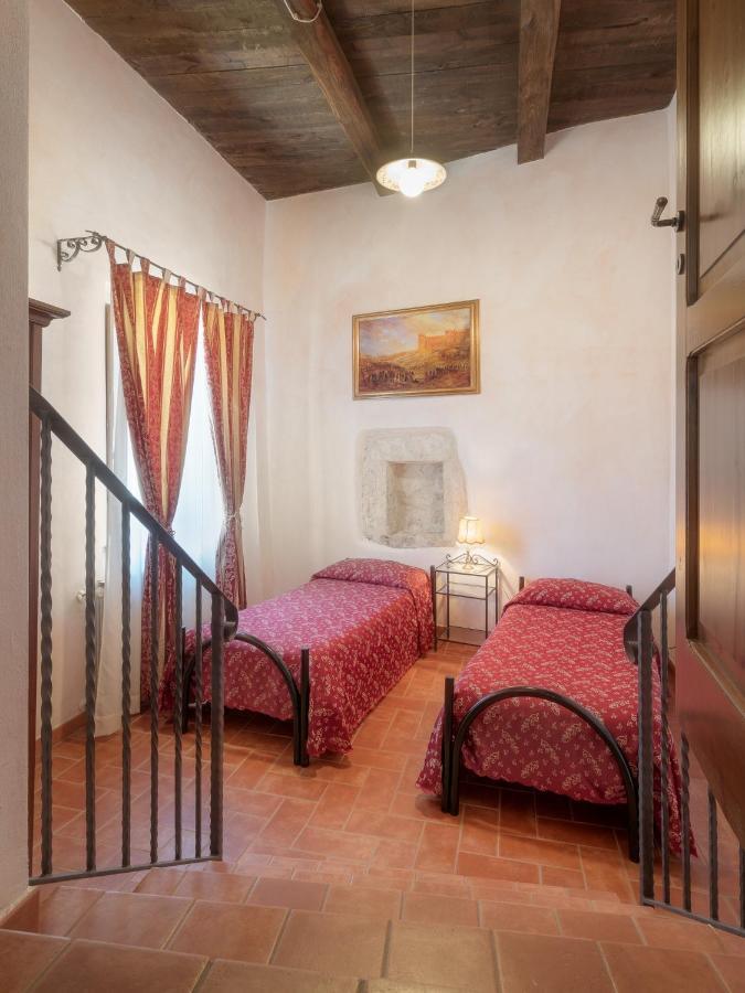 Castello Di Pupaggi Villa Sellano Exterior photo